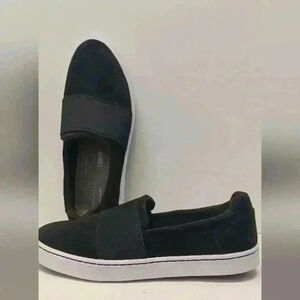 Clarks Womens Pawley Wes Black Suede Slip on Sneaker with Rubber Soles Size US 9